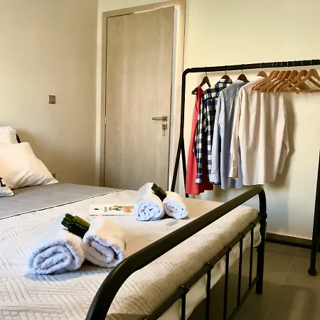 Riqionian House * Vromonérion