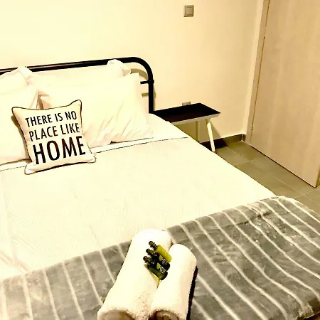 Riqionian House Vromonérion