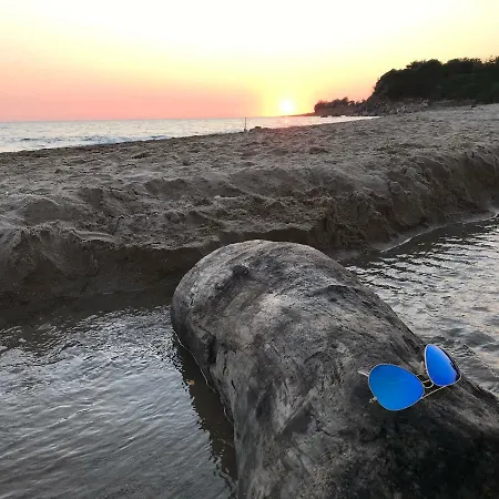 Riqionian House * Vromonérion