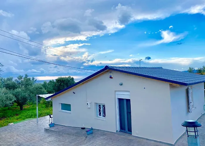 Riqionian House