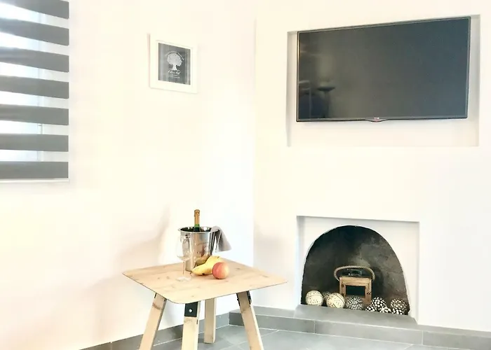 Riqionian House * Vromonérion