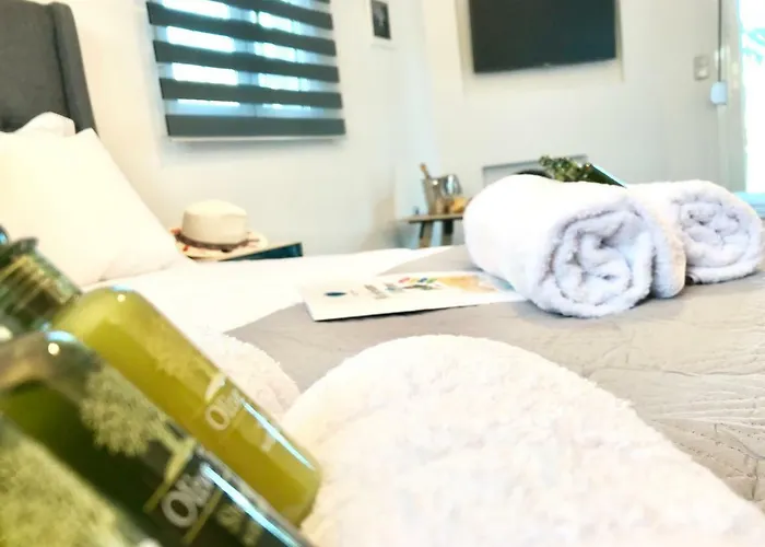 Villa Riqionian House Vromonérion