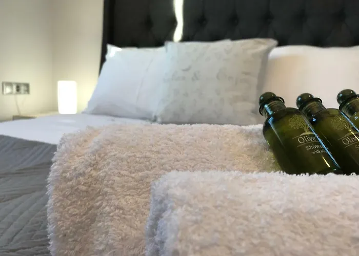 Villa Riqionian House Vromonérion