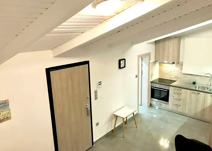 Villa Riqionian House *