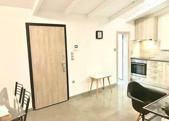 Villa Riqionian House Vromonérion