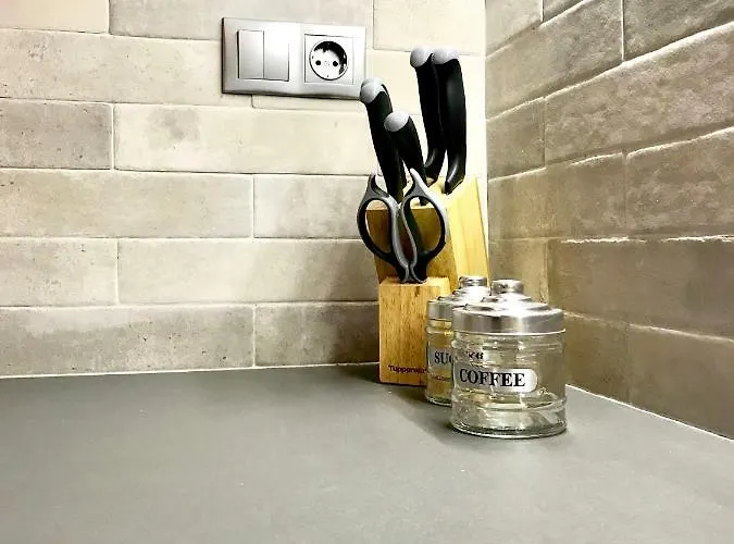 Riqionian House * Vromonérion